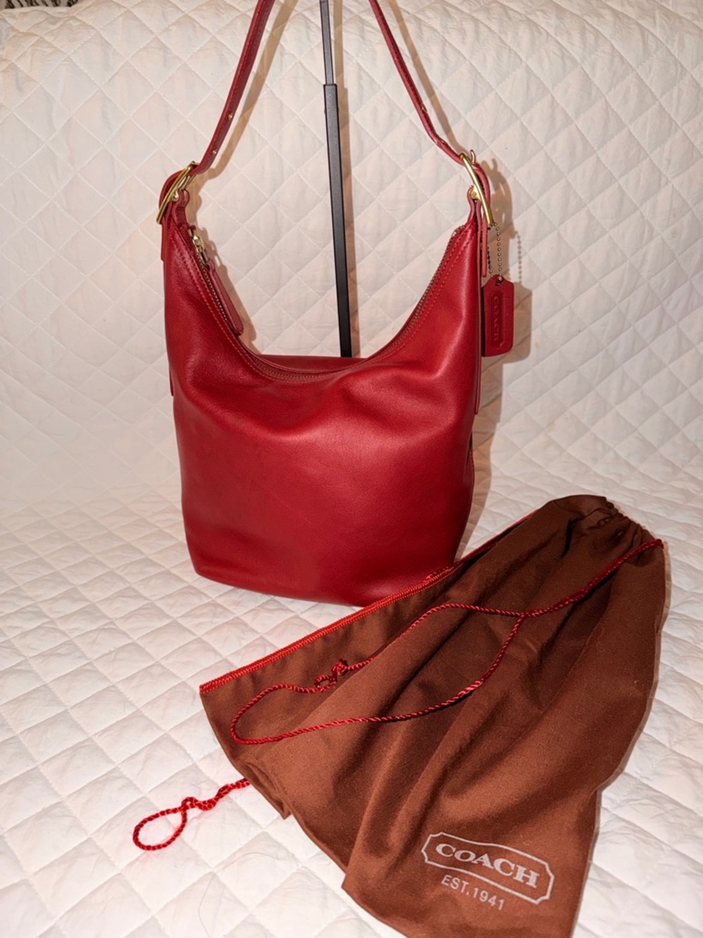 Coach Red Leather Shoulder hobo Vintage